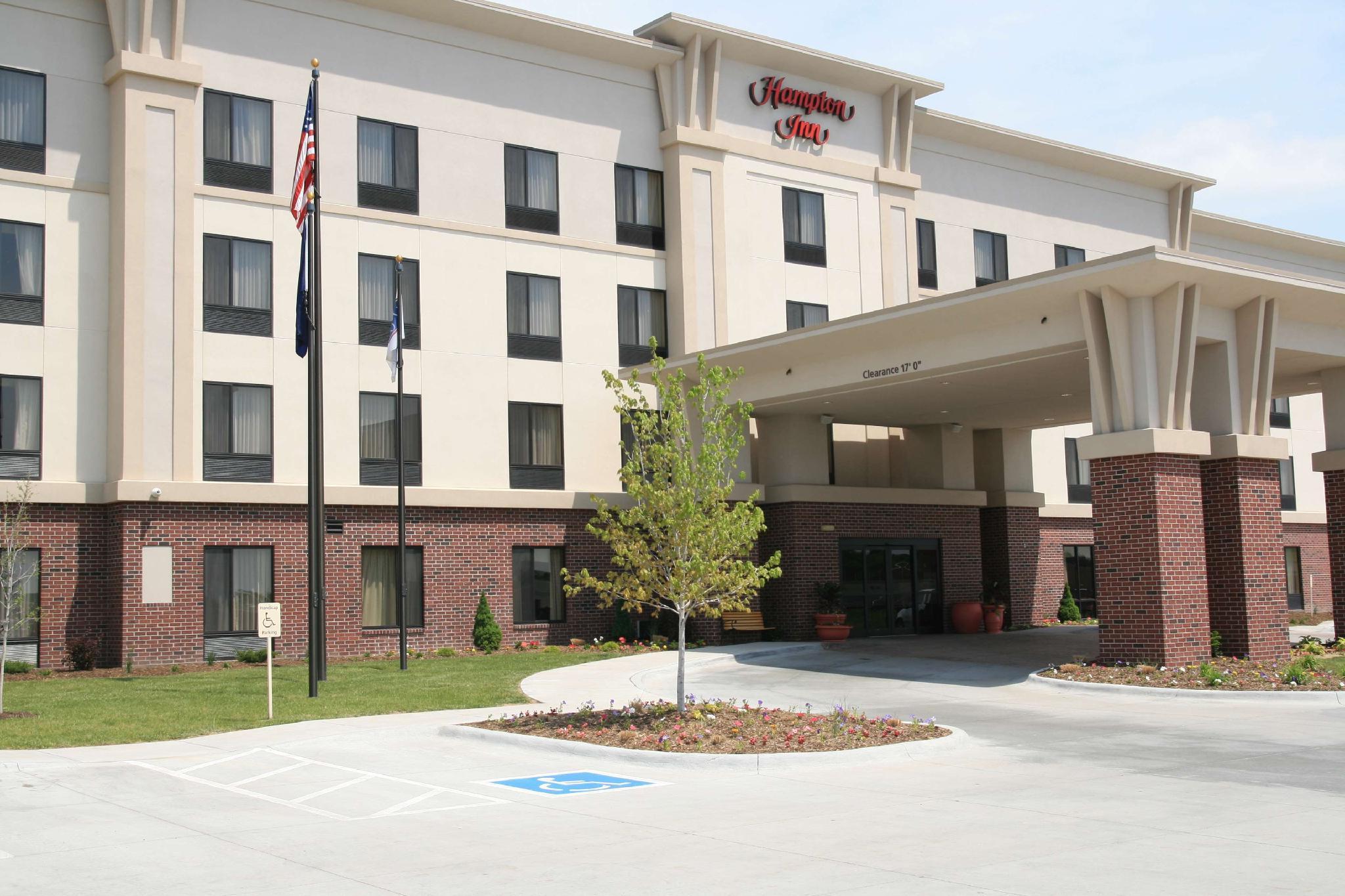 Newly Renovated Hampton Inn Omaha West Lakeside Eksteriør billede