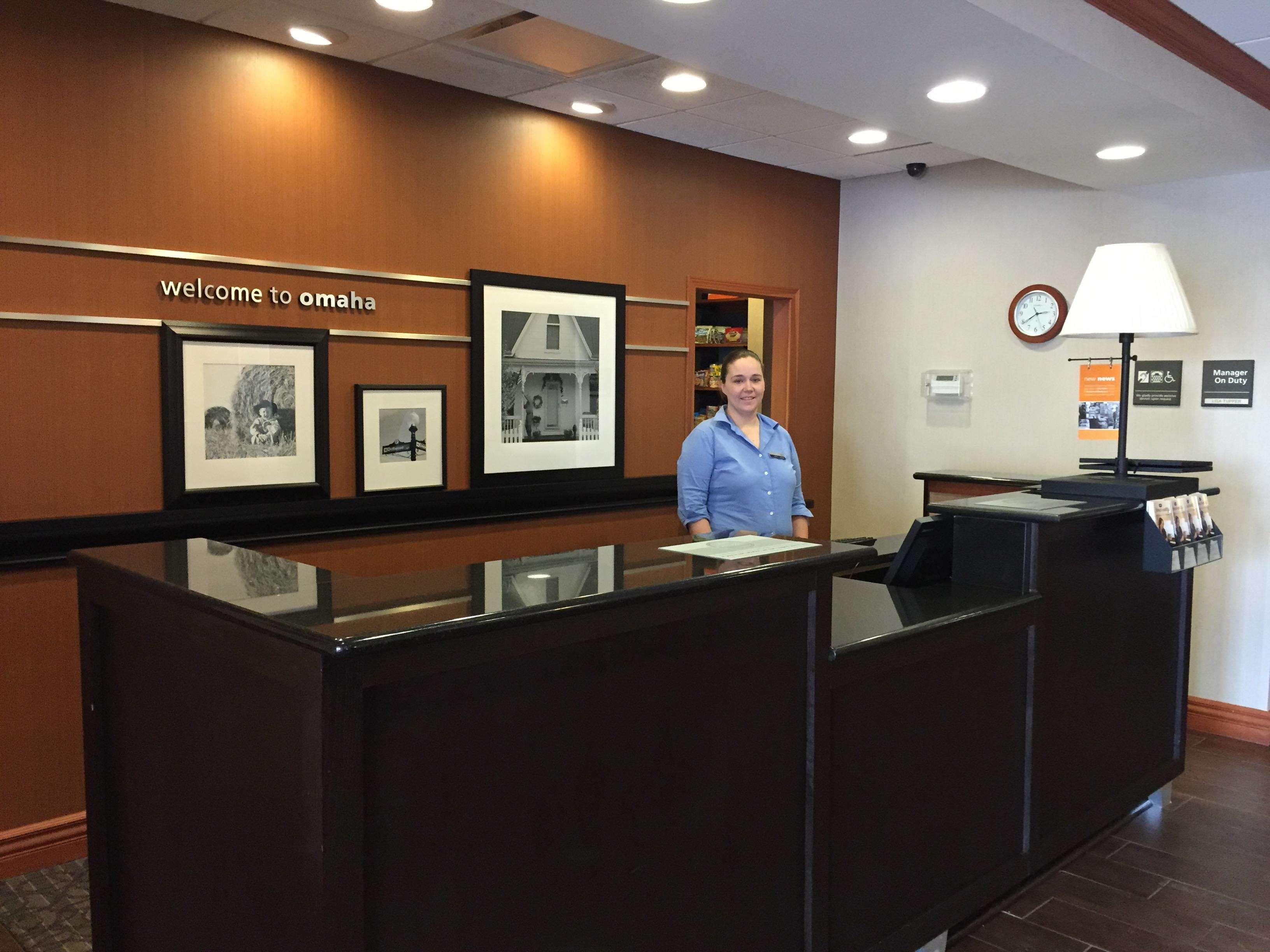 Newly Renovated Hampton Inn Omaha West Lakeside Eksteriør billede