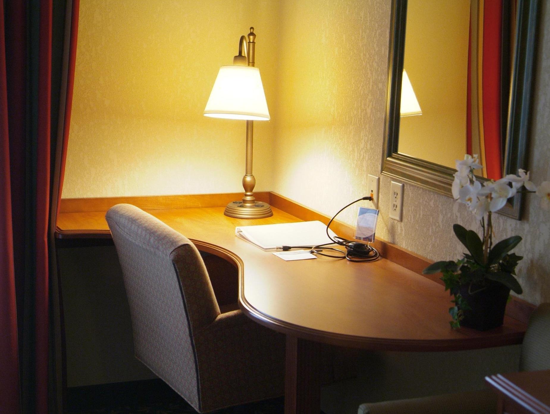 Newly Renovated Hampton Inn Omaha West Lakeside Eksteriør billede