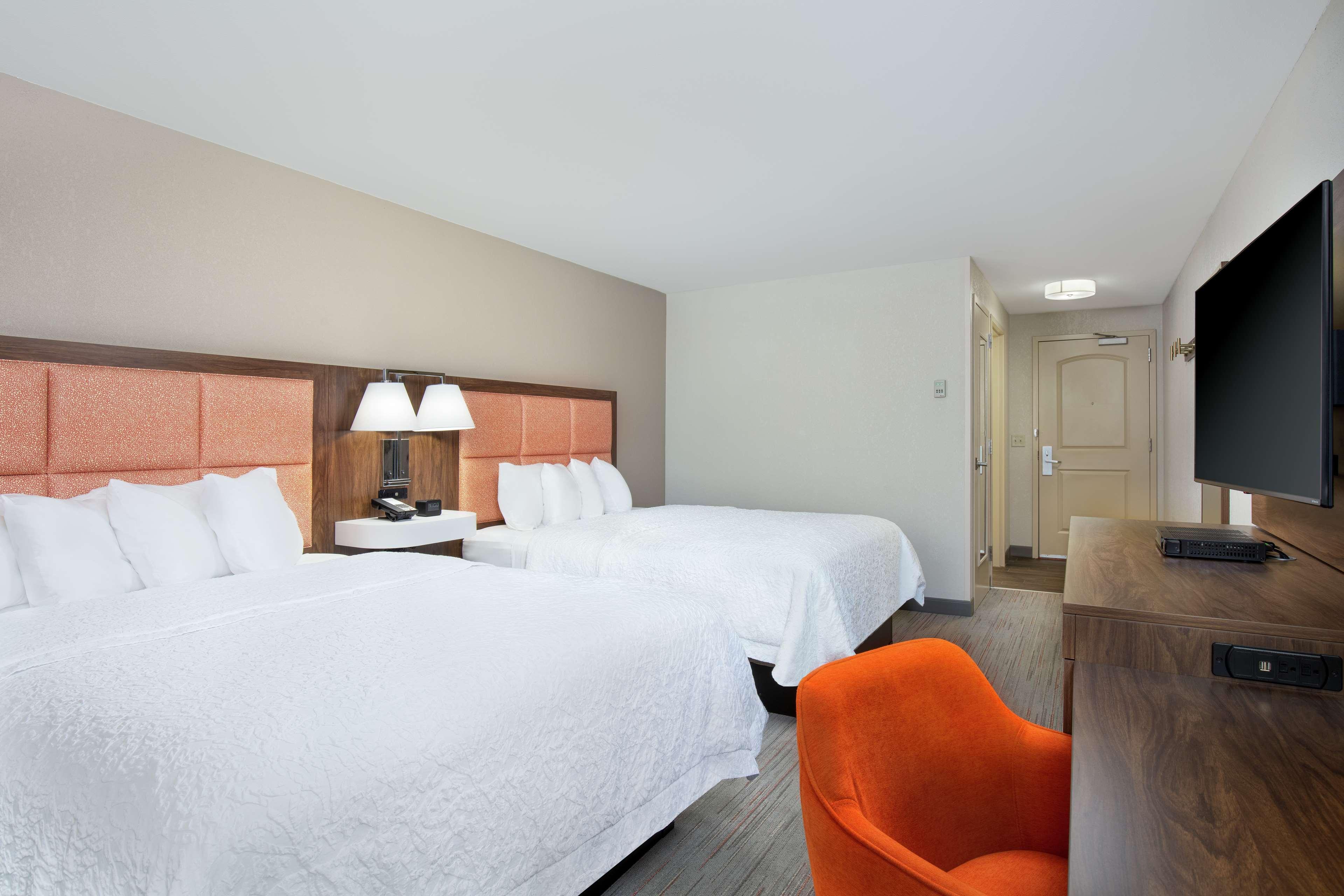 Newly Renovated Hampton Inn Omaha West Lakeside Eksteriør billede