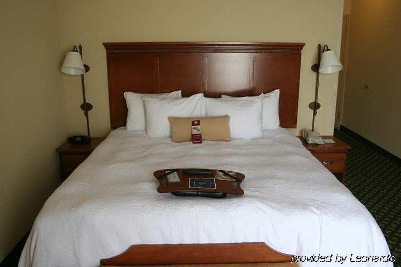 Newly Renovated Hampton Inn Omaha West Lakeside Eksteriør billede